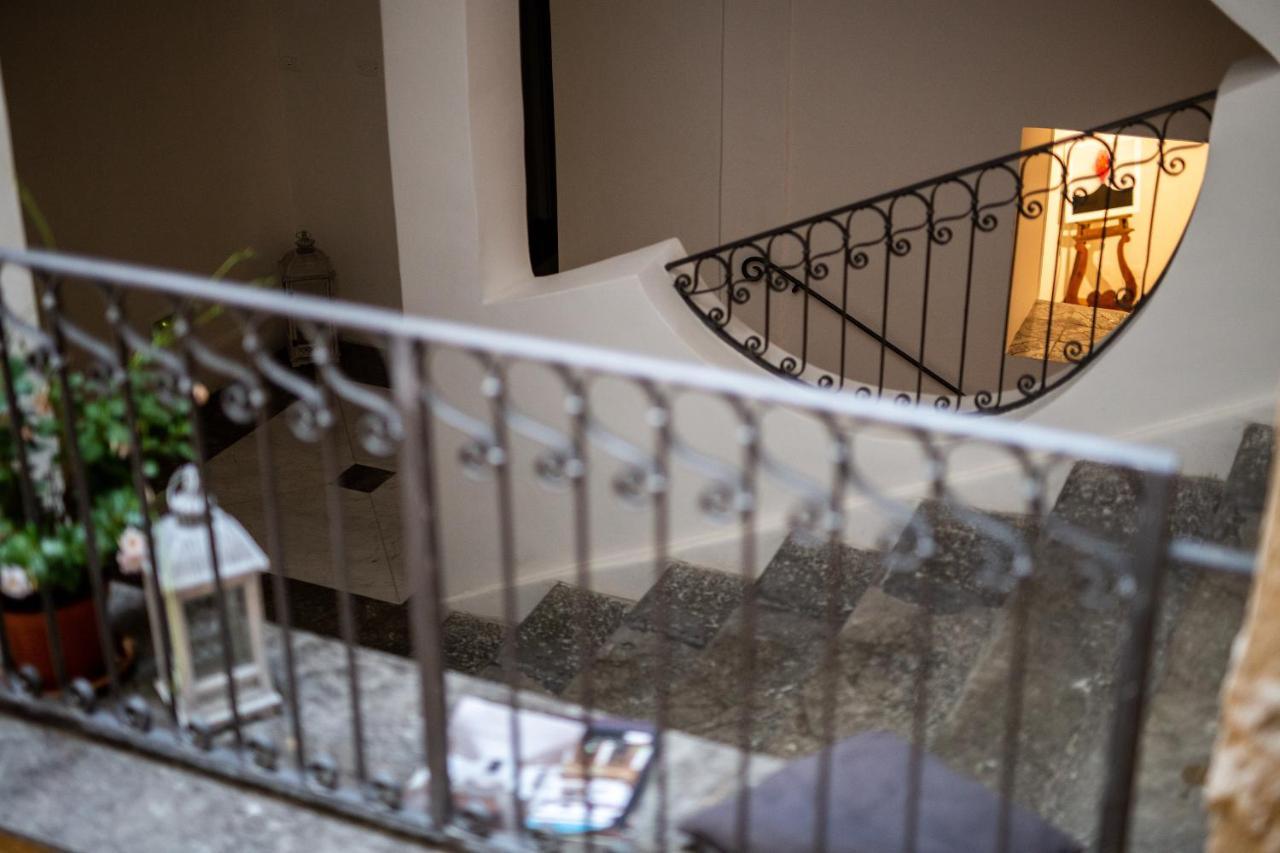 Palazzo Del Poeta - Dimora Contemporanea Hotel Palermo Ngoại thất bức ảnh